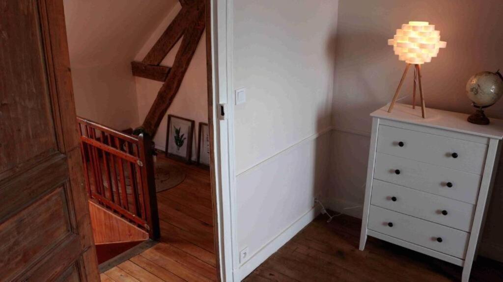 Chambre Calme Et Accueillante 13 Kmtrs Aeroport, Parking Gratuit, Navette Gare Ou Aeroport Saint-Germain-la-Poterie Exteriör bild